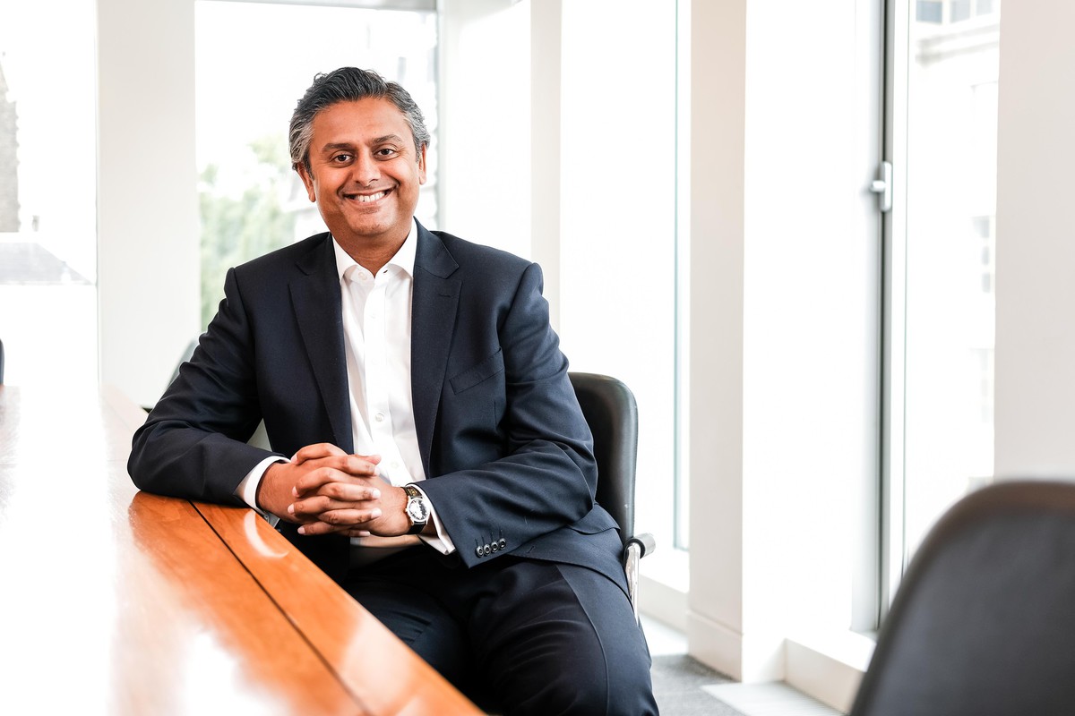 RS892_Milan Pandya - Partner 7-scr RS892_Milan Pandya - Partner 7-scr